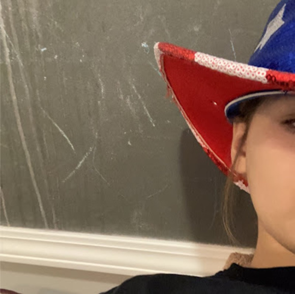 Meet your Posher, Makenzie - Picture 1 of 1